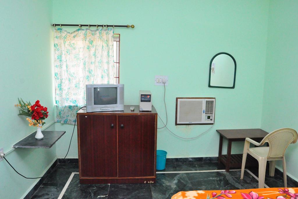 Castelinho'S Home Away From Home Анжуна Номер фото